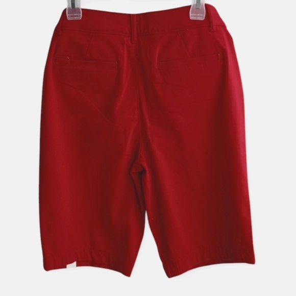 NWOT JOHN'S BAY WOMEN'S RED BERMUDA SHORTS INSEAM 11". SIZE 10 - Picture 2 of 11